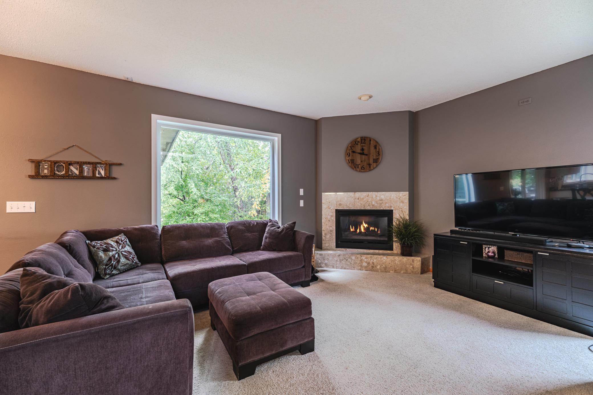 8348 Foxberry Drive Property Photo 10