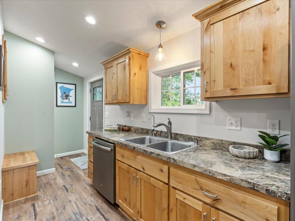 306 5th Street S Property Photo 12