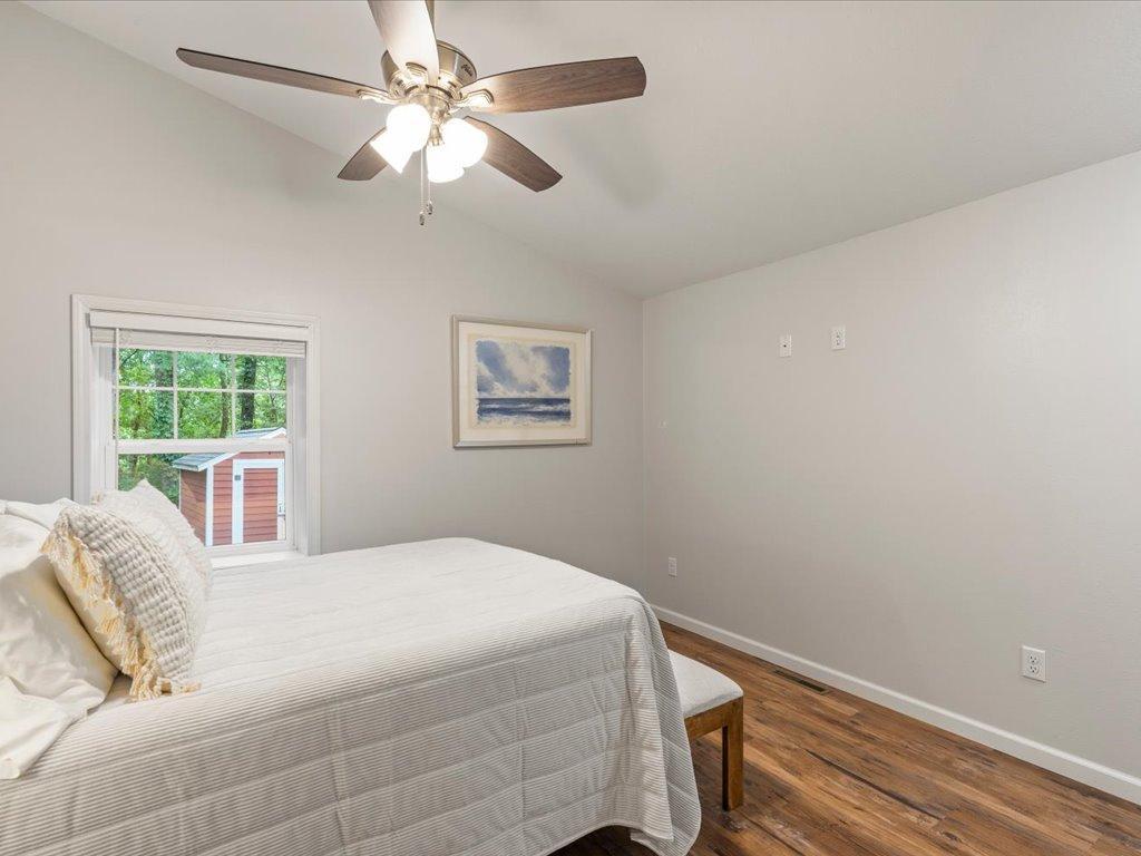 306 5th Street S Property Photo 17