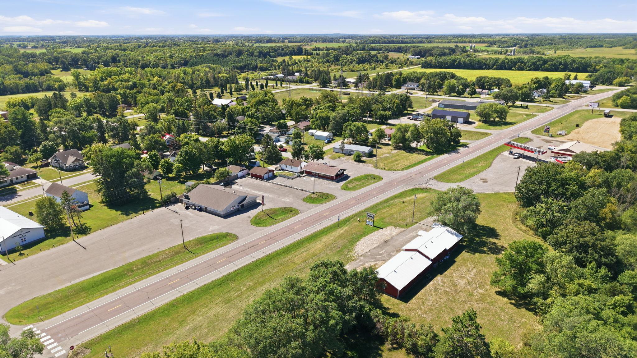 409 Us-71 W Property Photo 8