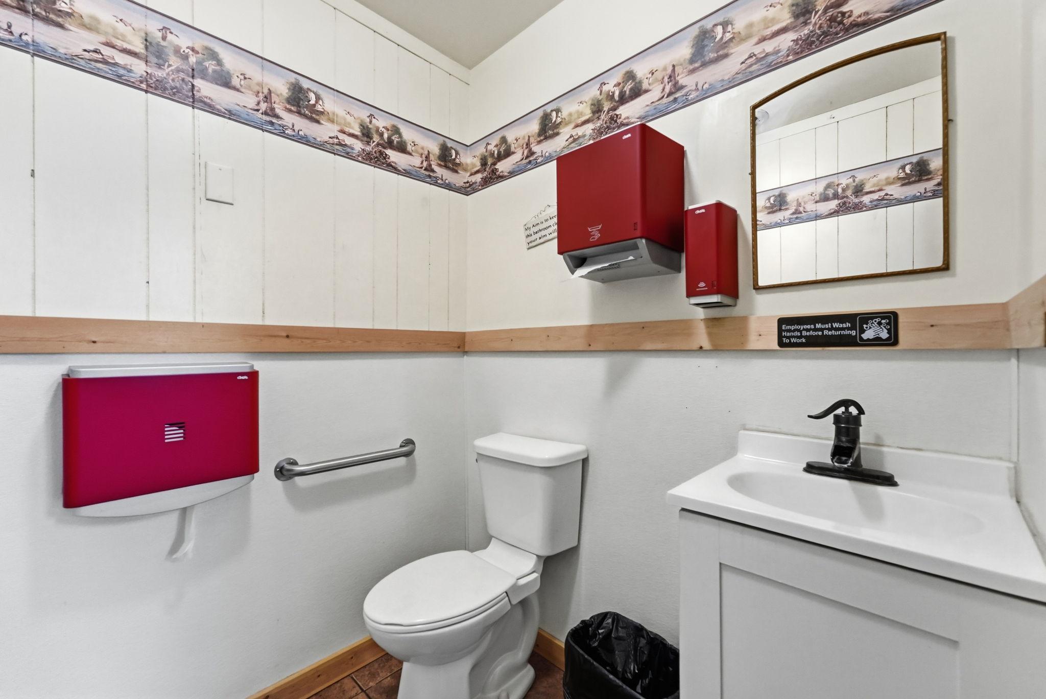 409 Us-71 W Property Photo 17