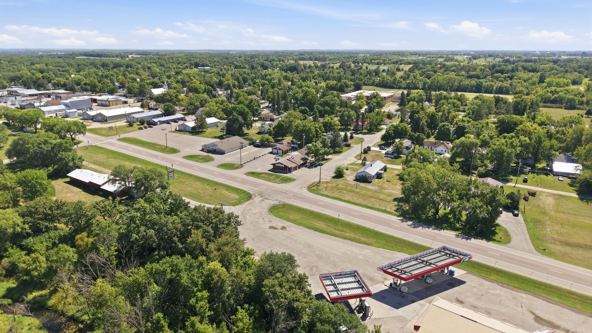 409 Us-71 W Property Photo 41