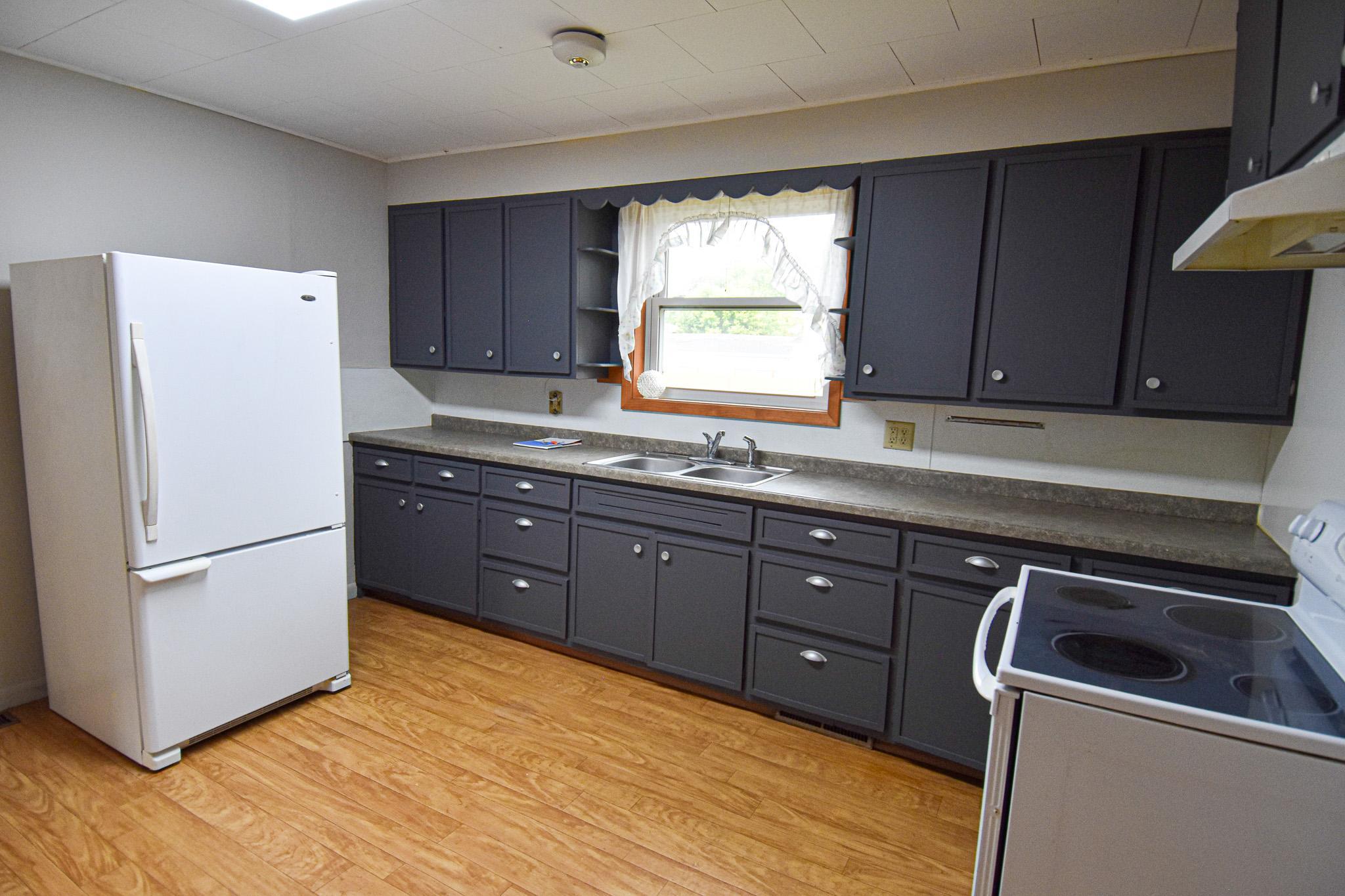 621 1st Street E Property Photo 12