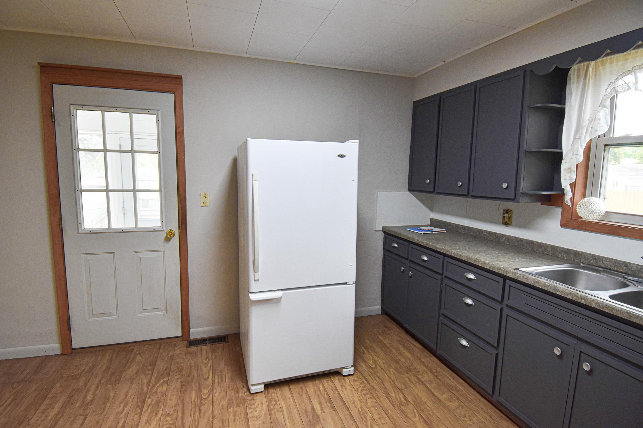 621 1st Street E Property Photo 16