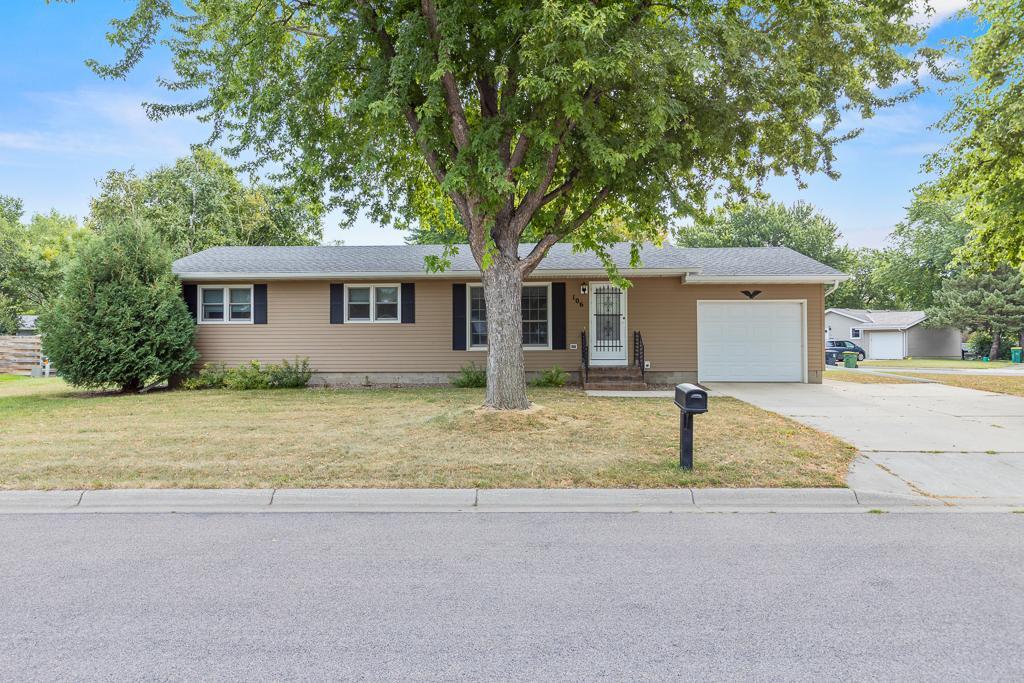 106 Ranch Avenue Property Photo 4