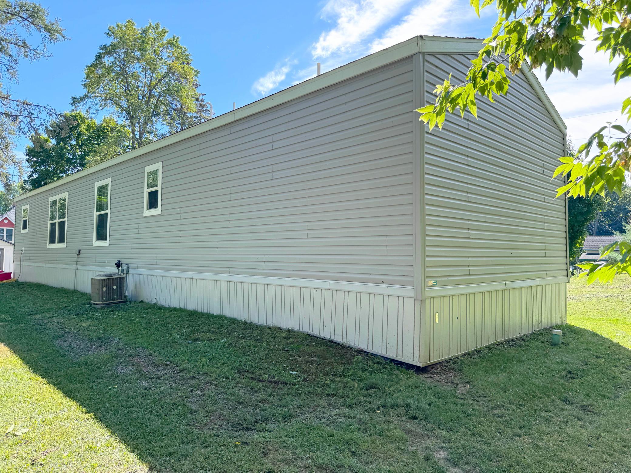 38566 241st Street Property Photo 34