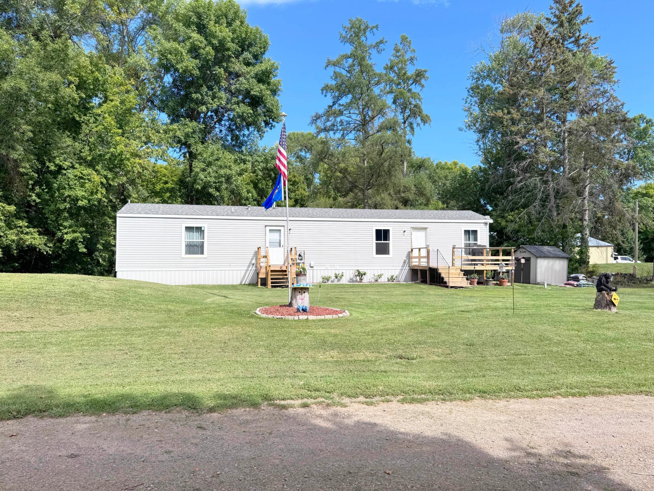 38566 241st Street Property Photo 69