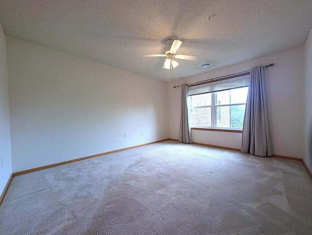 2231 Penn Place 213 Property Photo 15