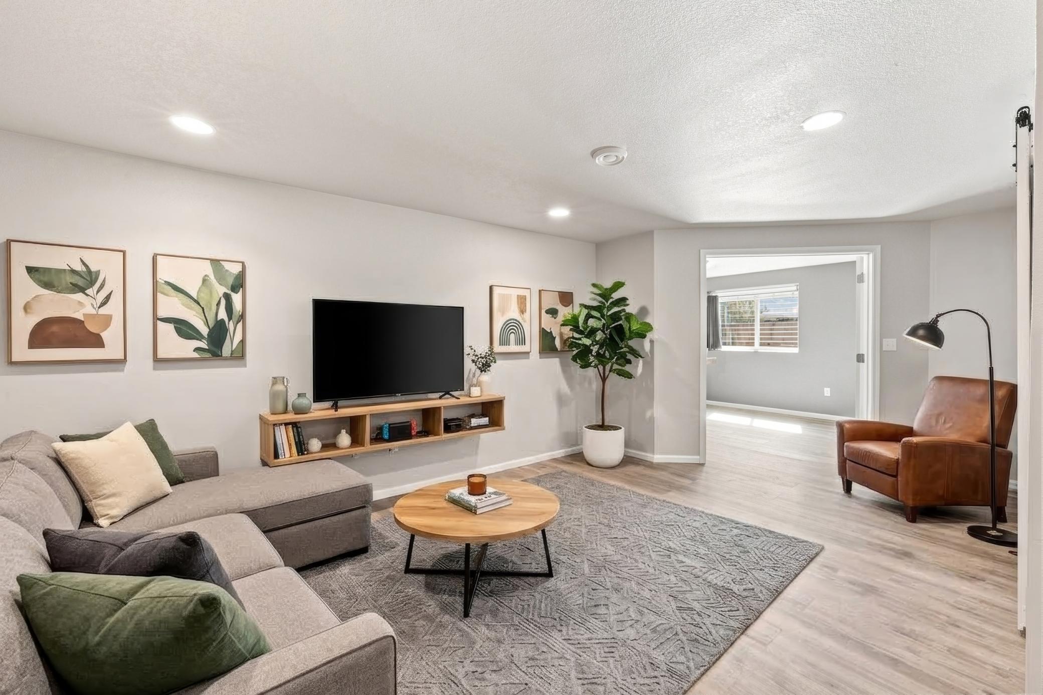 3029 2nd Street E Property Photo 25