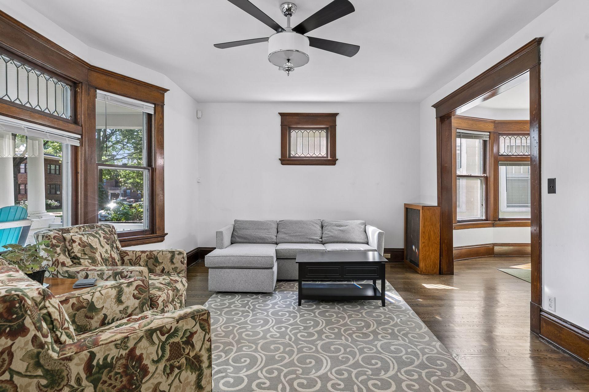 899 Ashland Avenue Property Photo 6