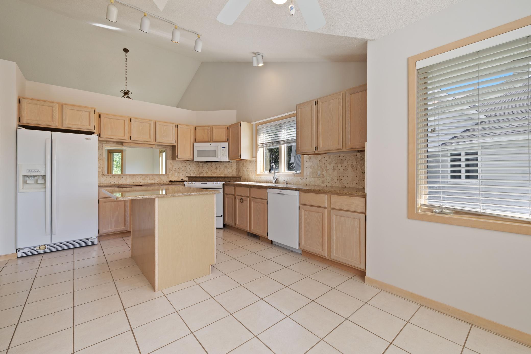 7043 Oak Pointe Curve Property Photo 12