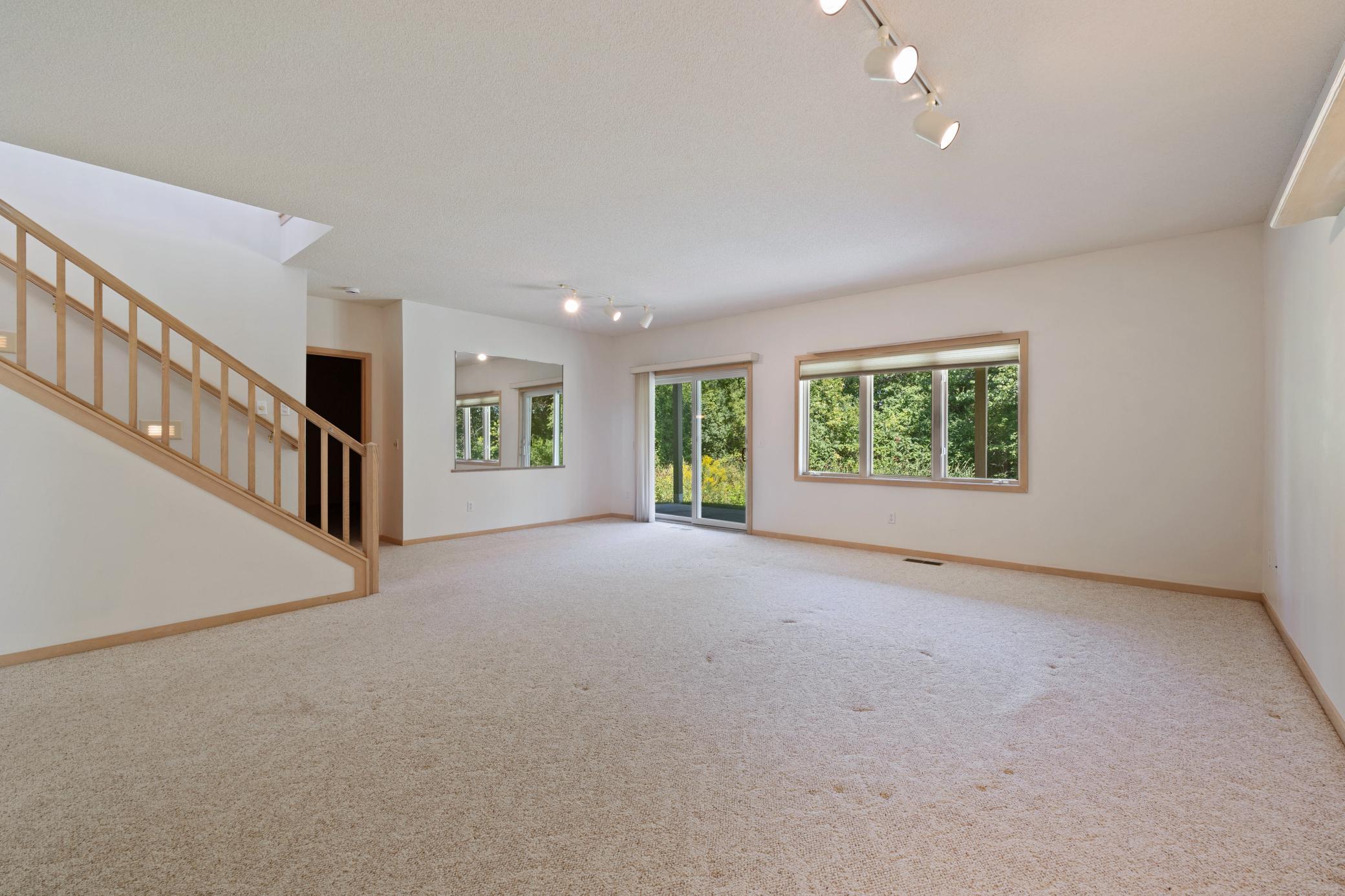 7043 Oak Pointe Curve Property Photo 31