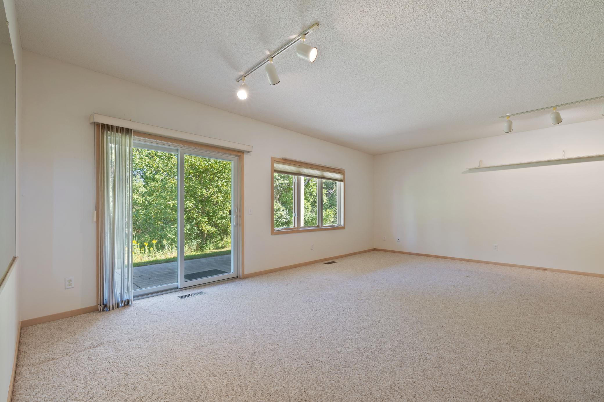 7043 Oak Pointe Curve Property Photo 32
