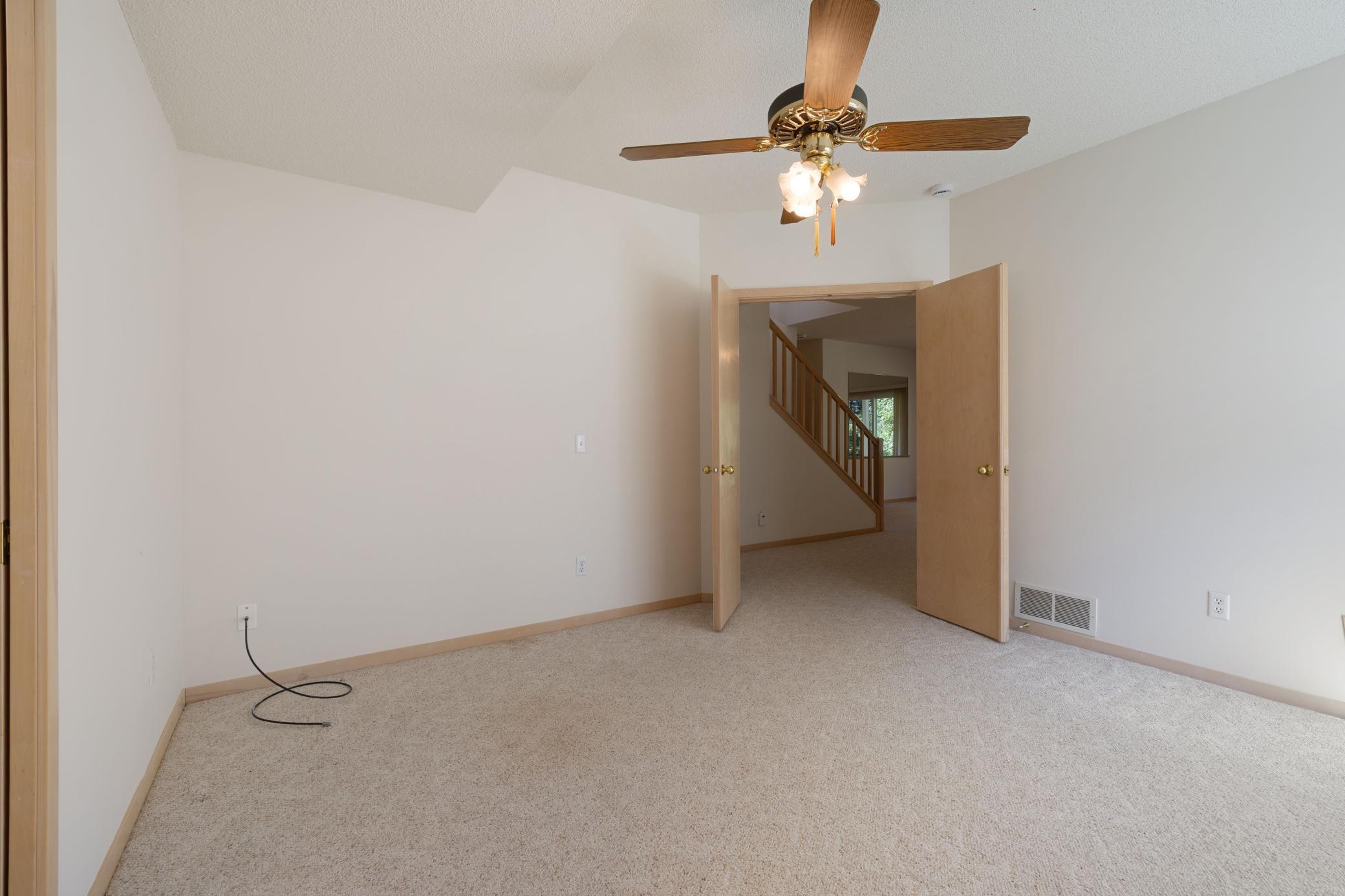 7043 Oak Pointe Curve Property Photo 33