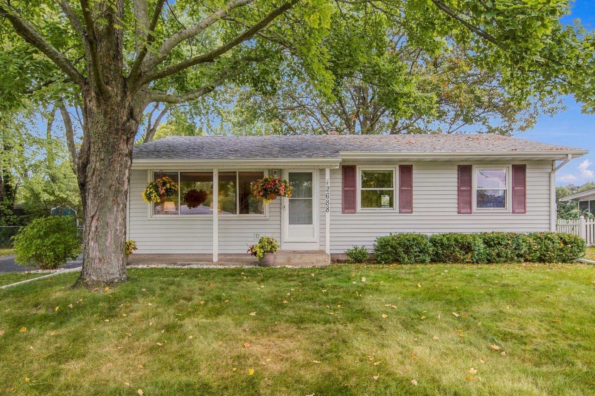 2688 Cedar Avenue Property Photo 3