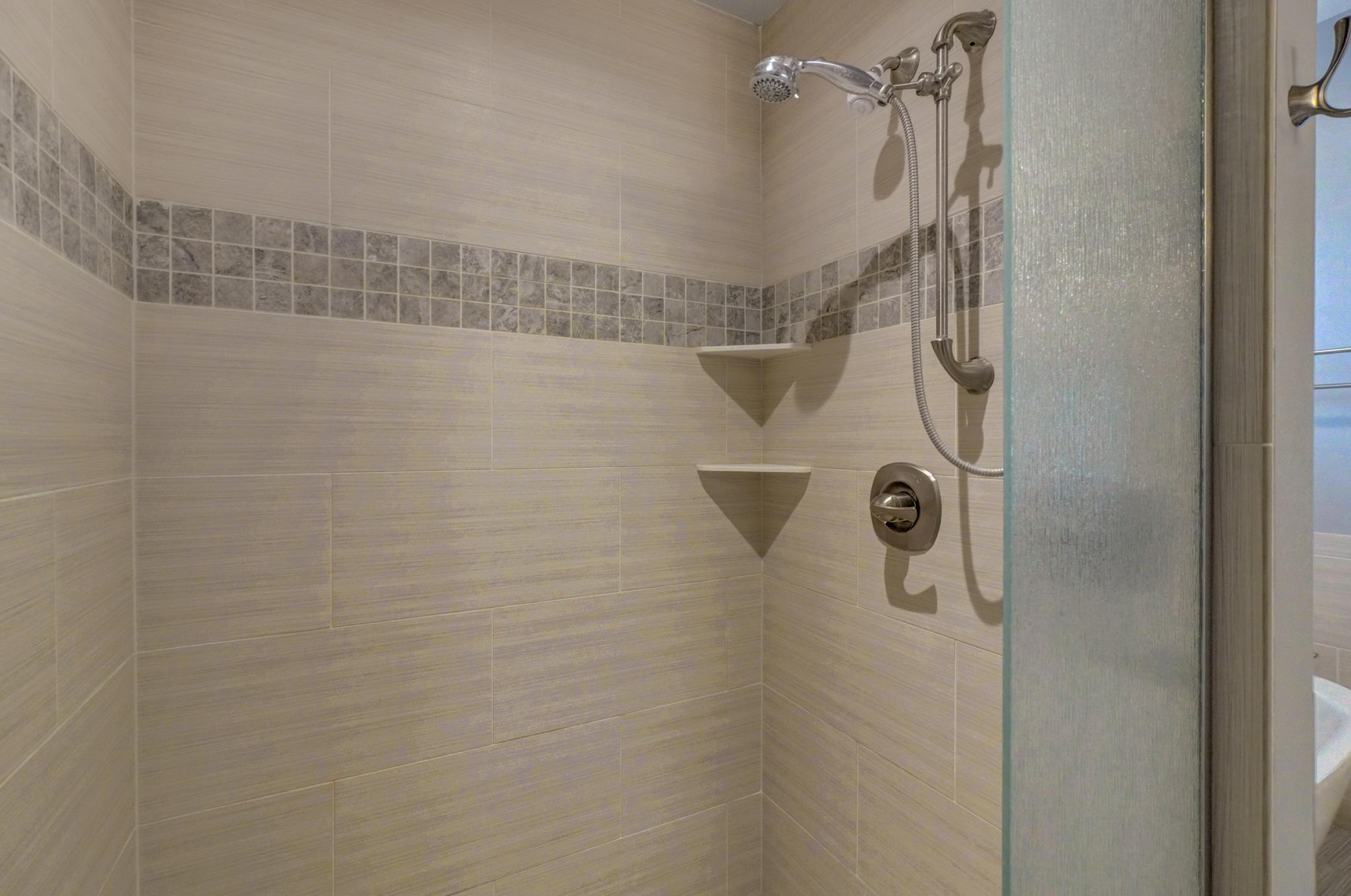 1335 Palisade Path Property Photo 12
