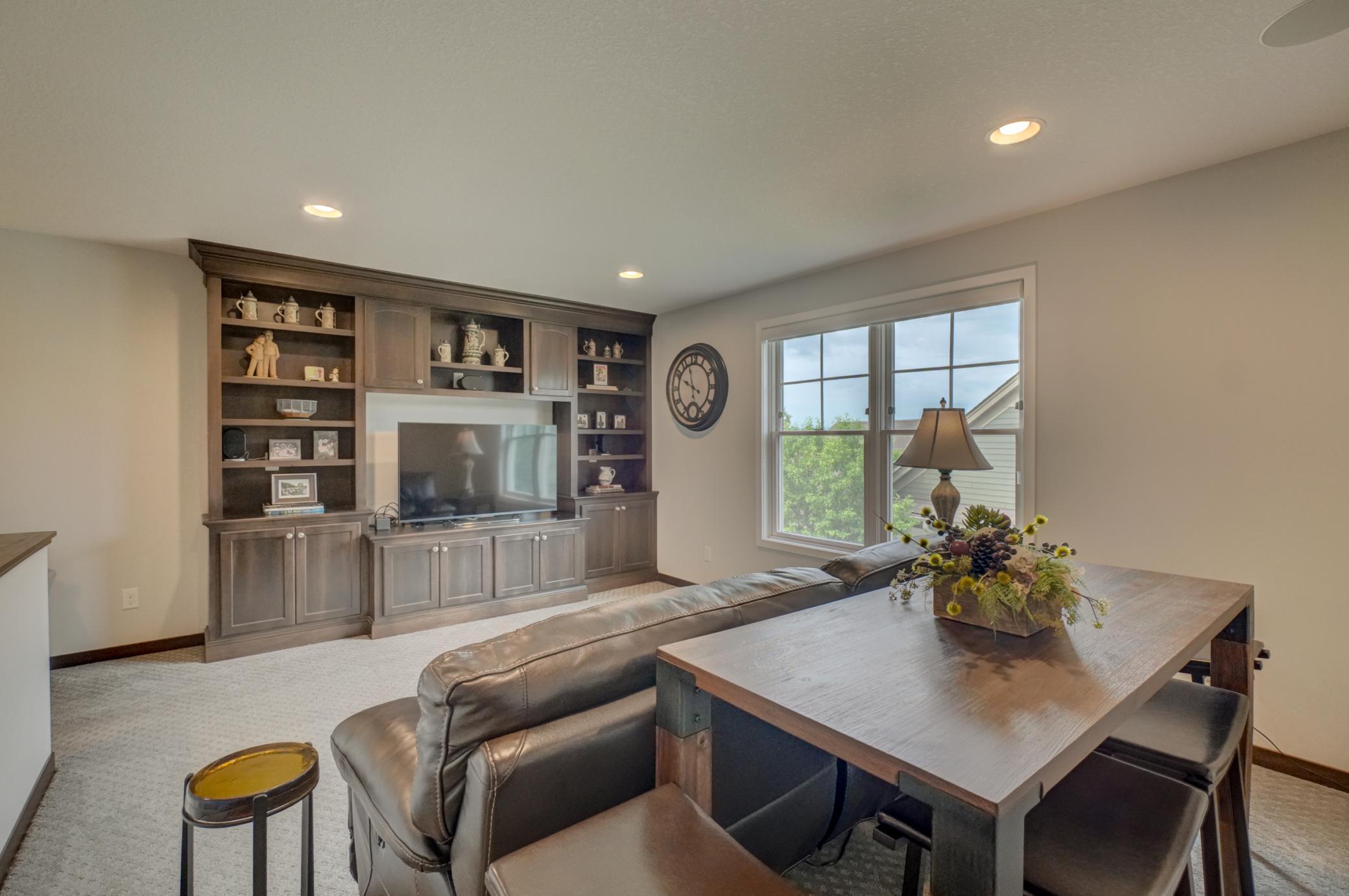 1335 Palisade Path Property Photo 14