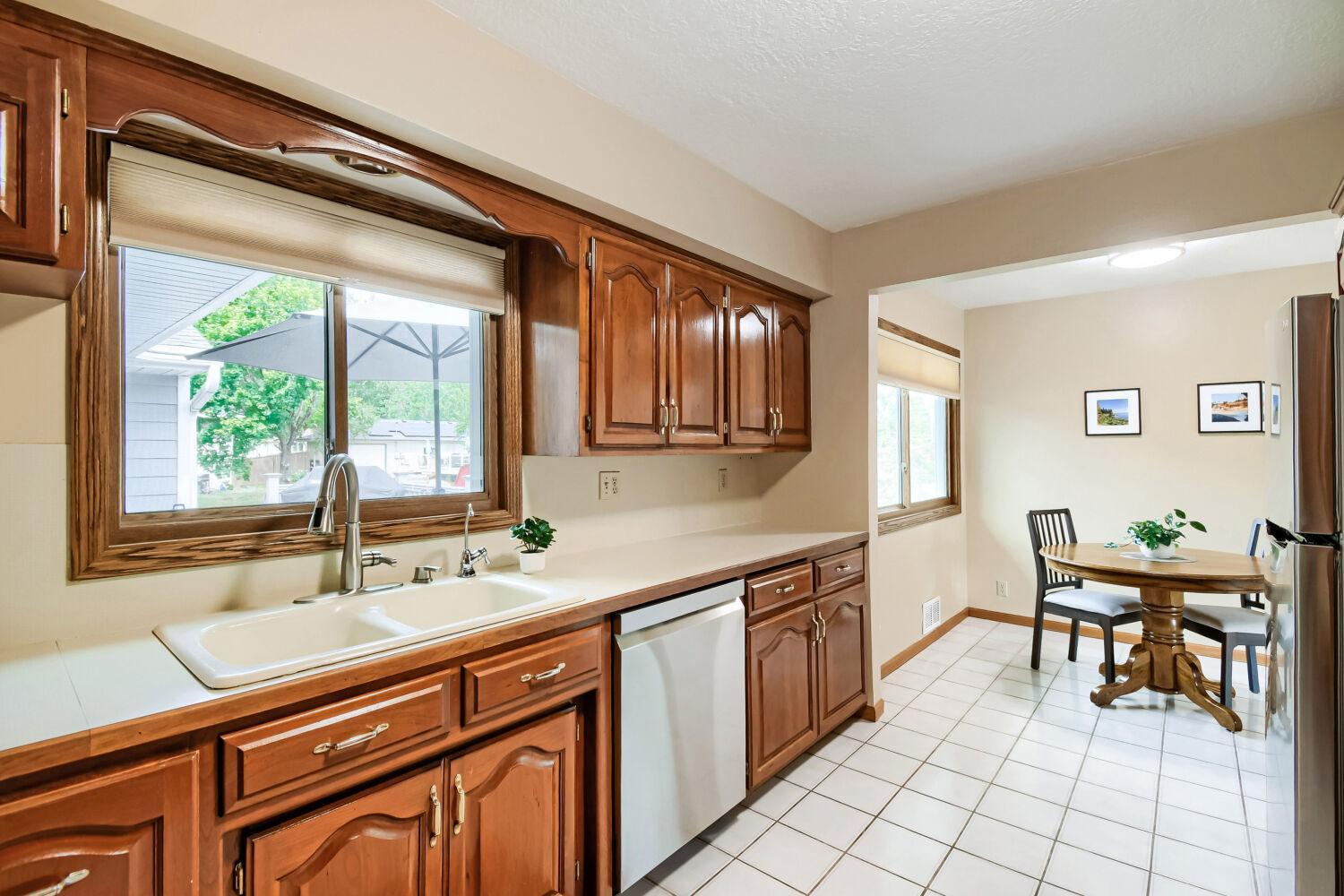 227 Dawn Avenue Property Photo 10