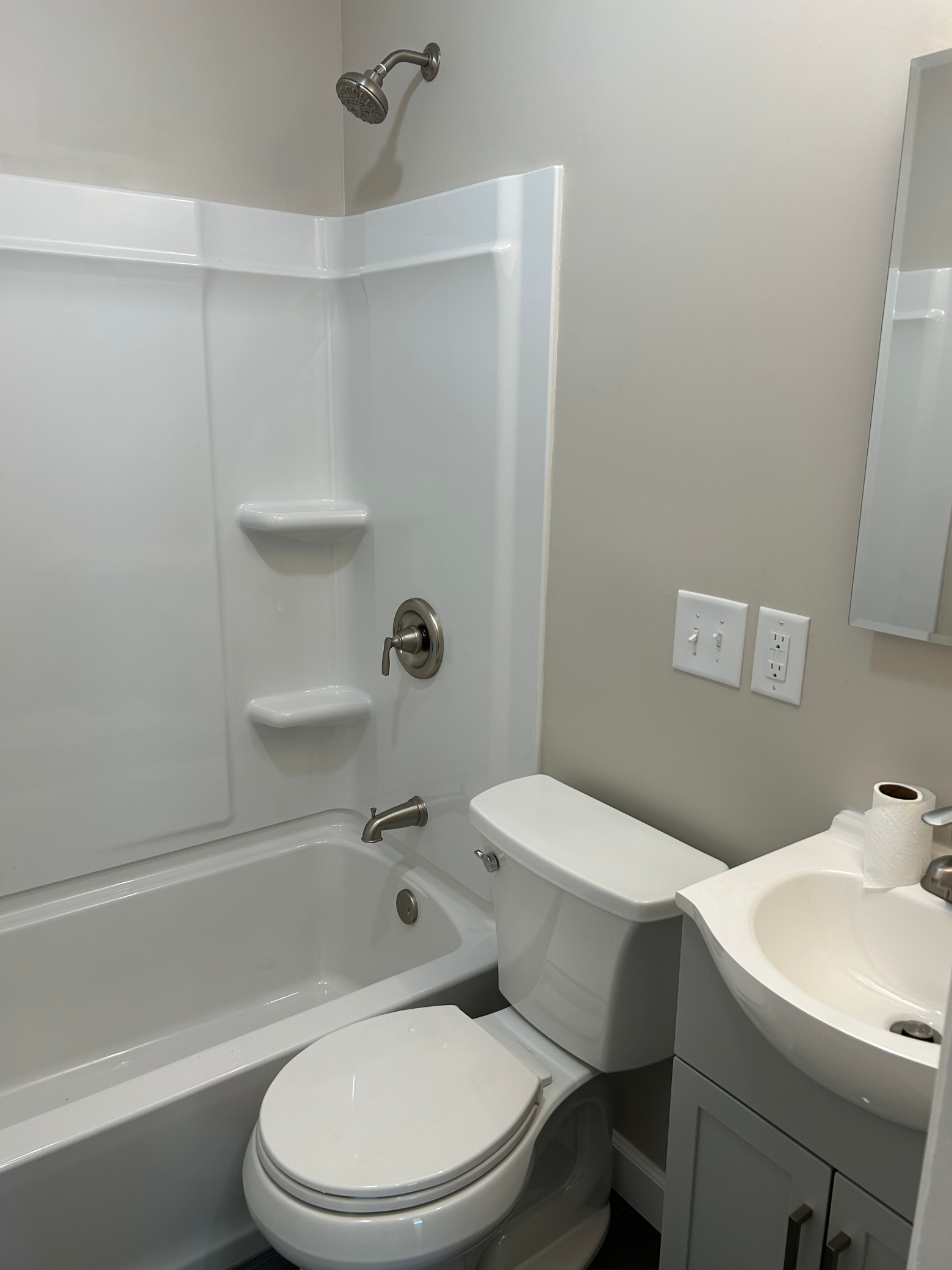 24 W 3rd Street Property Photo 7