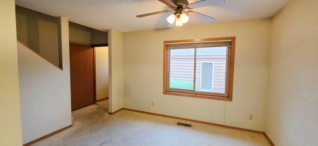 3231 Evergreen Drive Property Photo 3