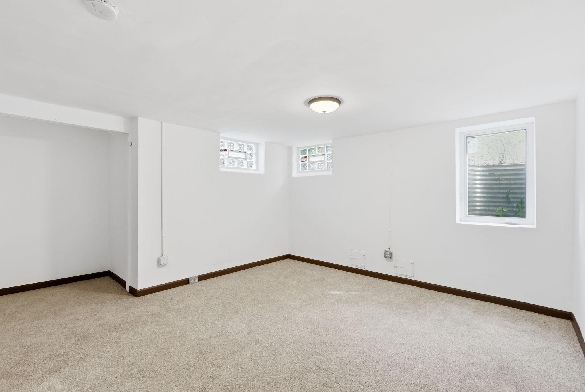 1515 Upton Avenue N Property Photo 27