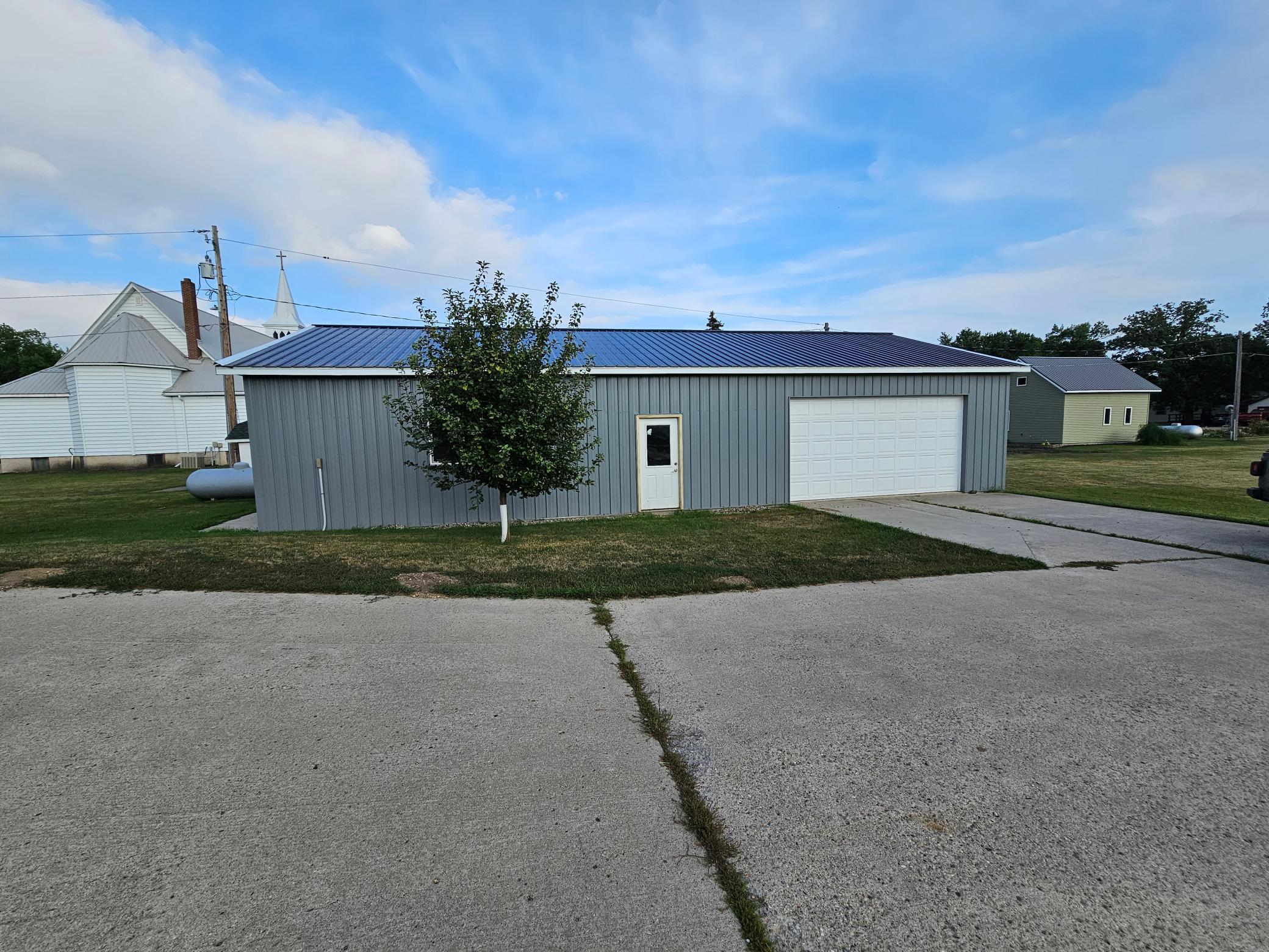 205 1st Street N Property Photo 35