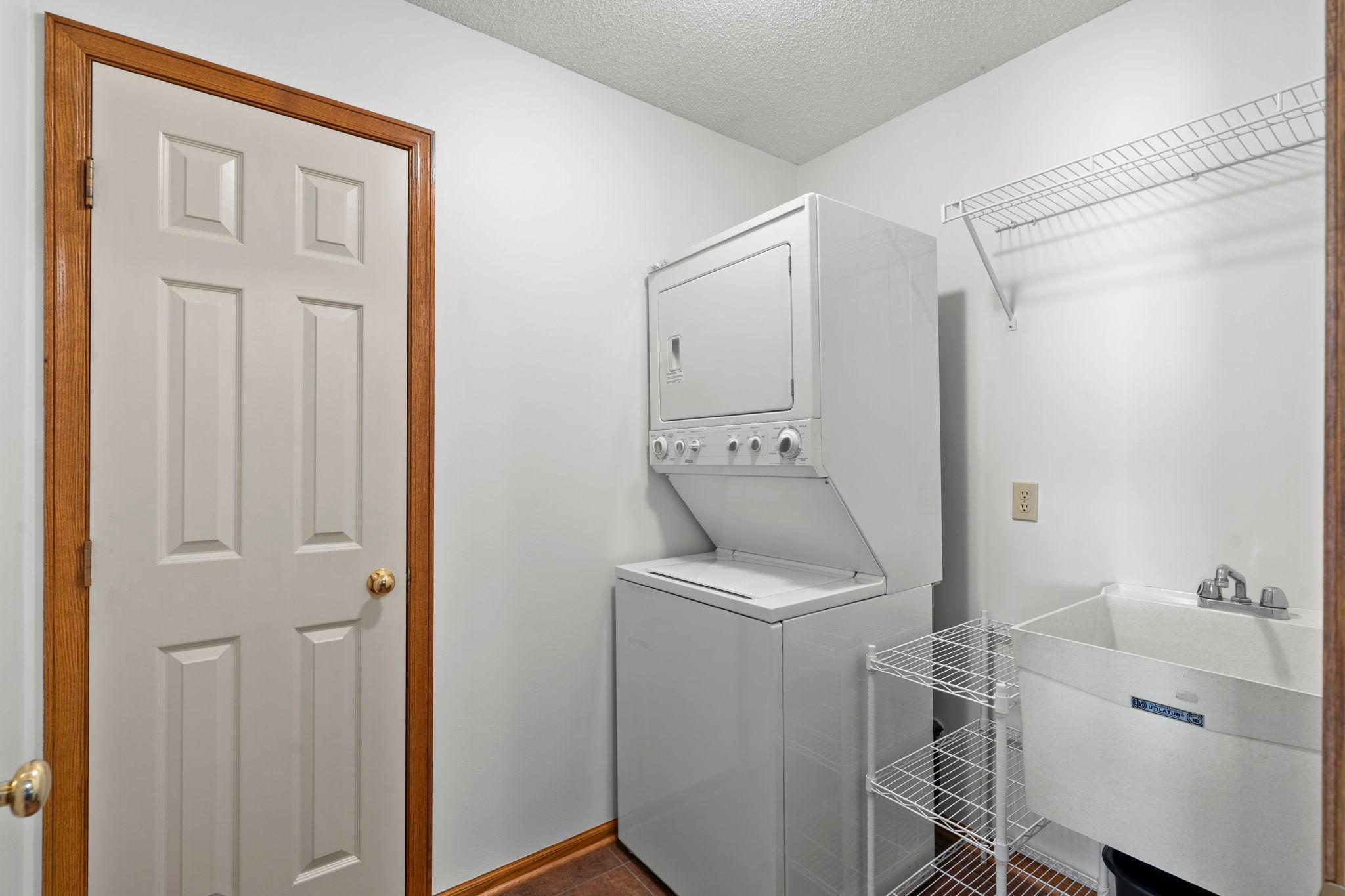 2996 Highcourte Property Photo 42