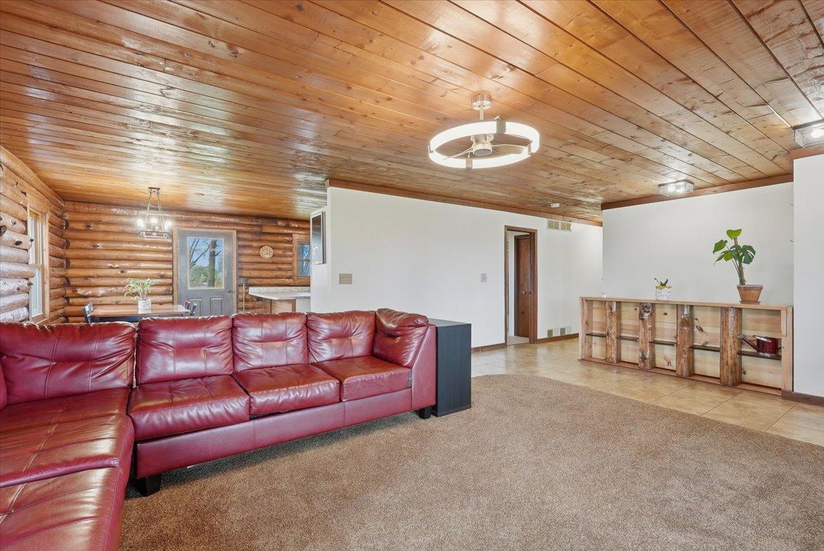 1150 60th Avenue Property Photo 4