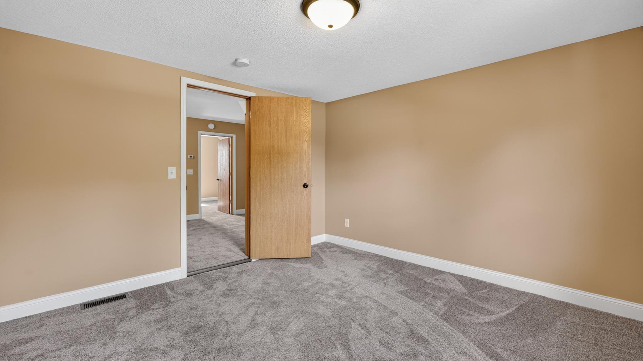106 Lark St Property Photo 31