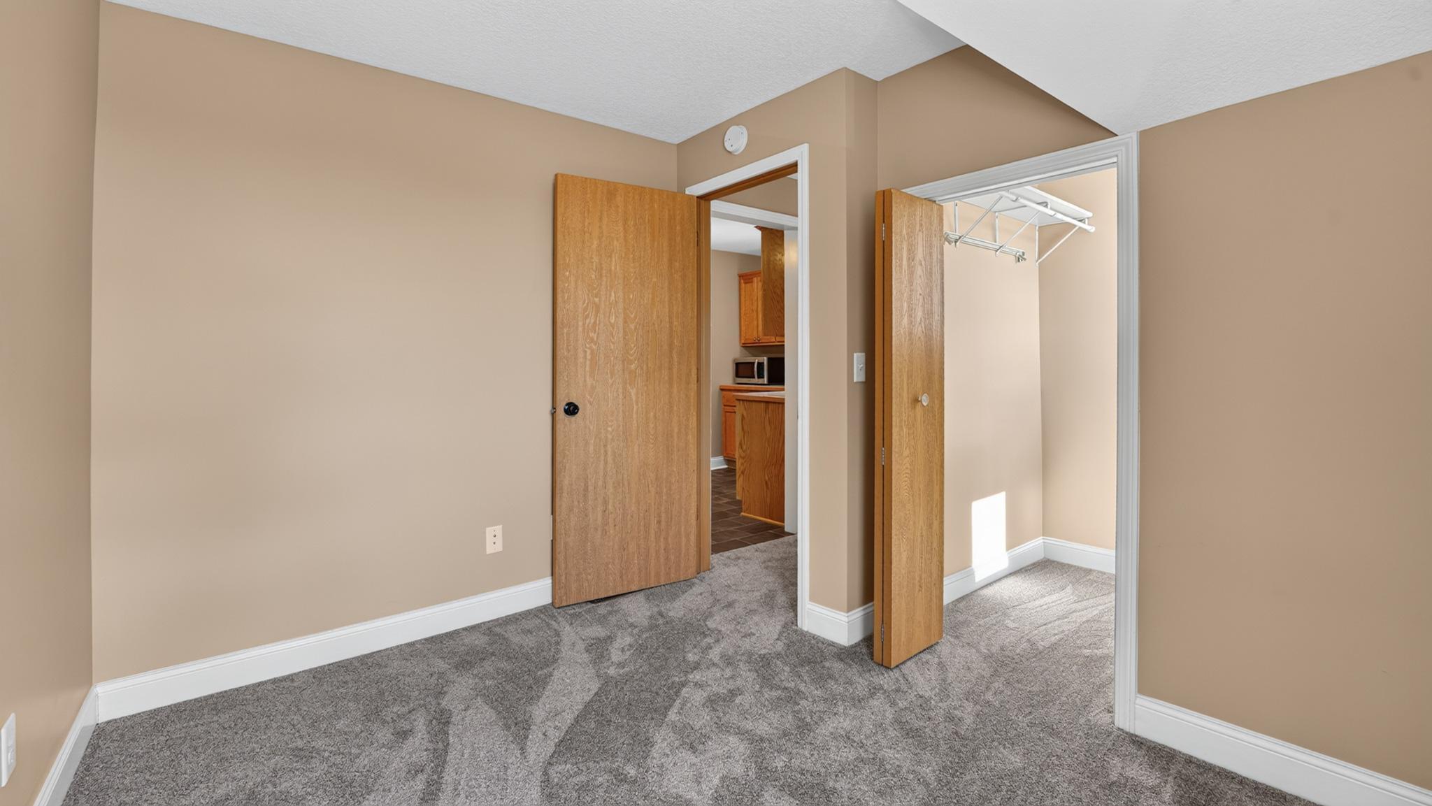 106 Lark St Property Photo 33