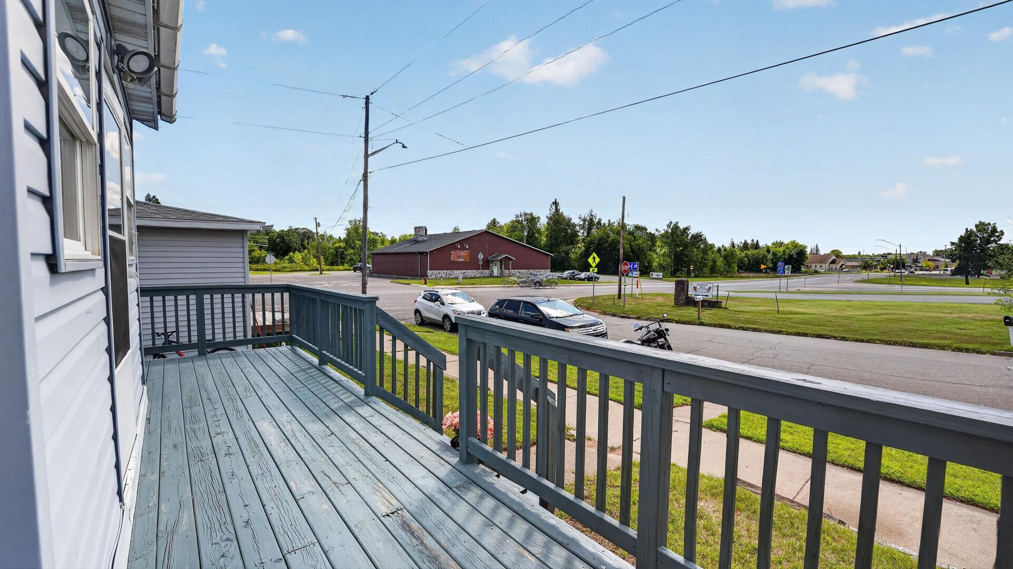 106 Lark St Property Photo 39