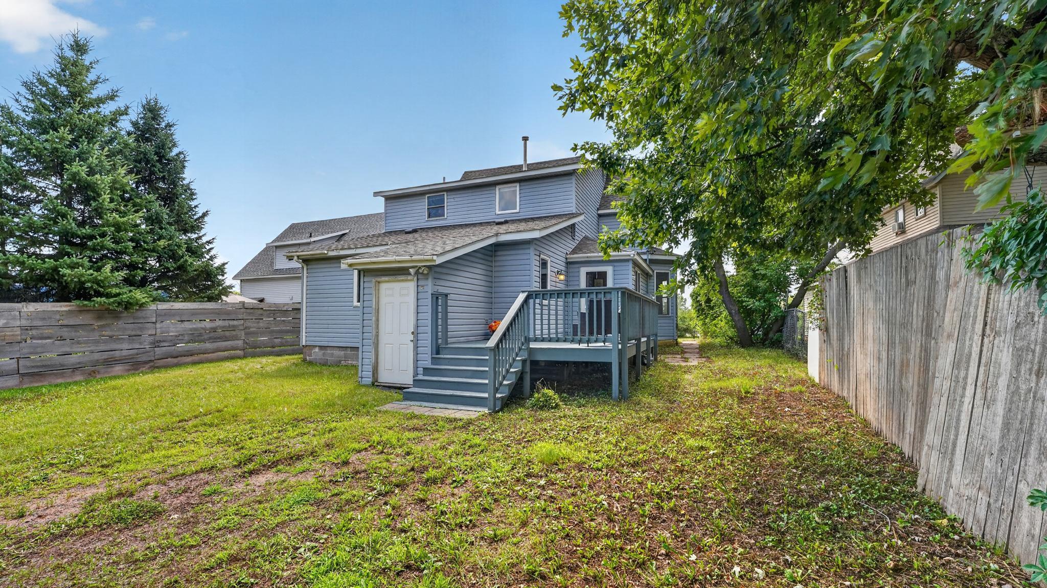 106 Lark St Property Photo 41