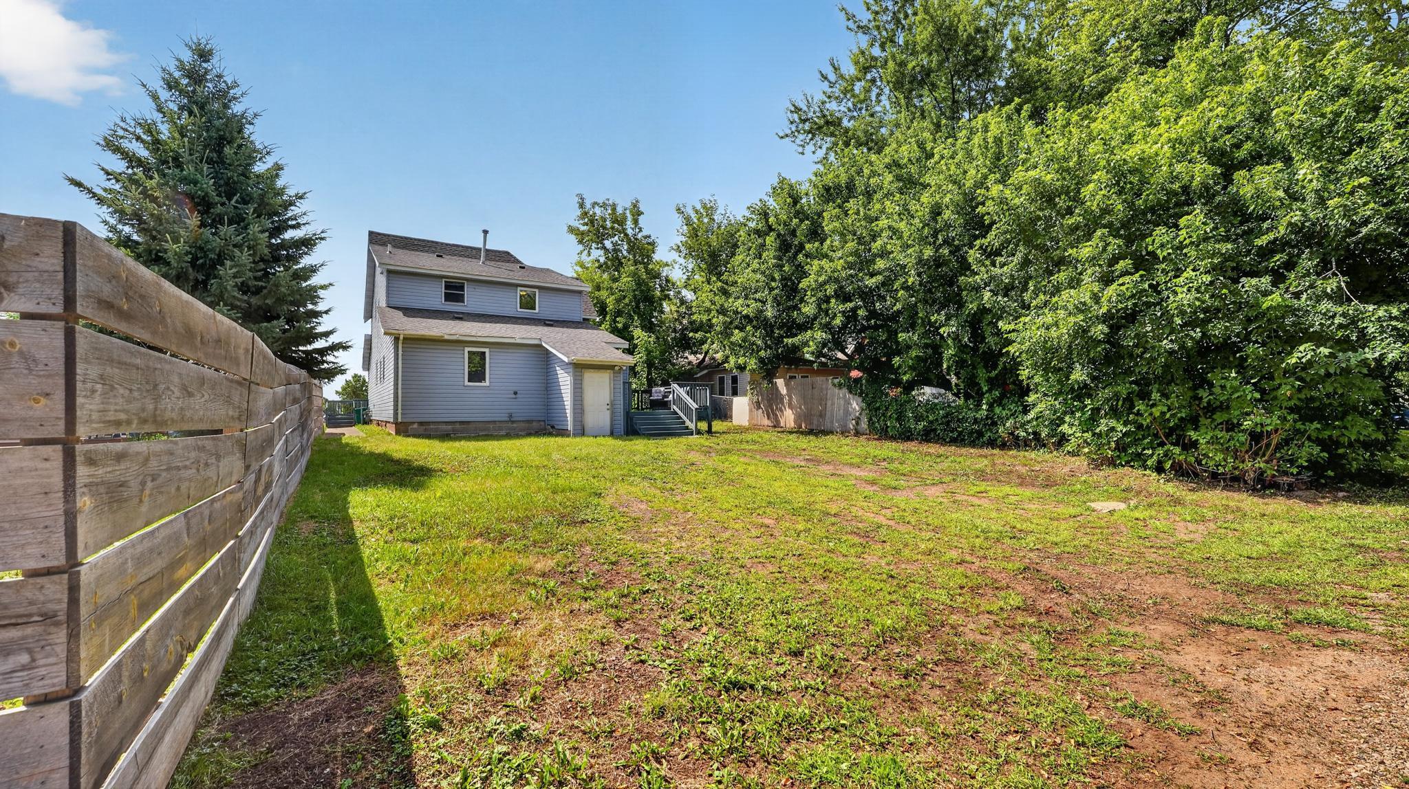 106 Lark St Property Photo 42