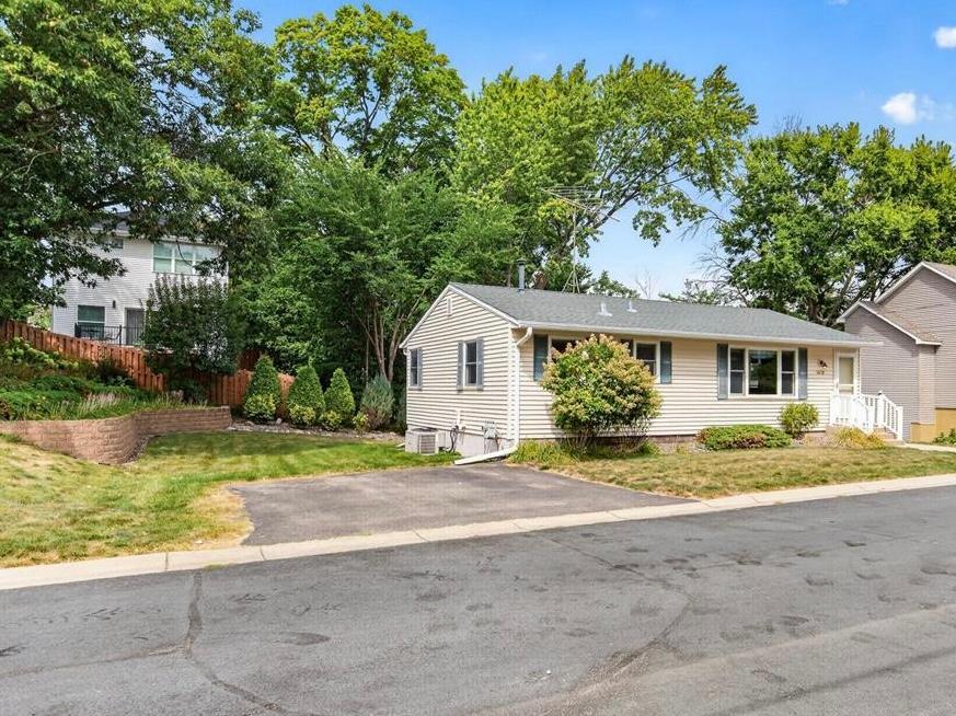 4638 Bedford Road Property Photo 4