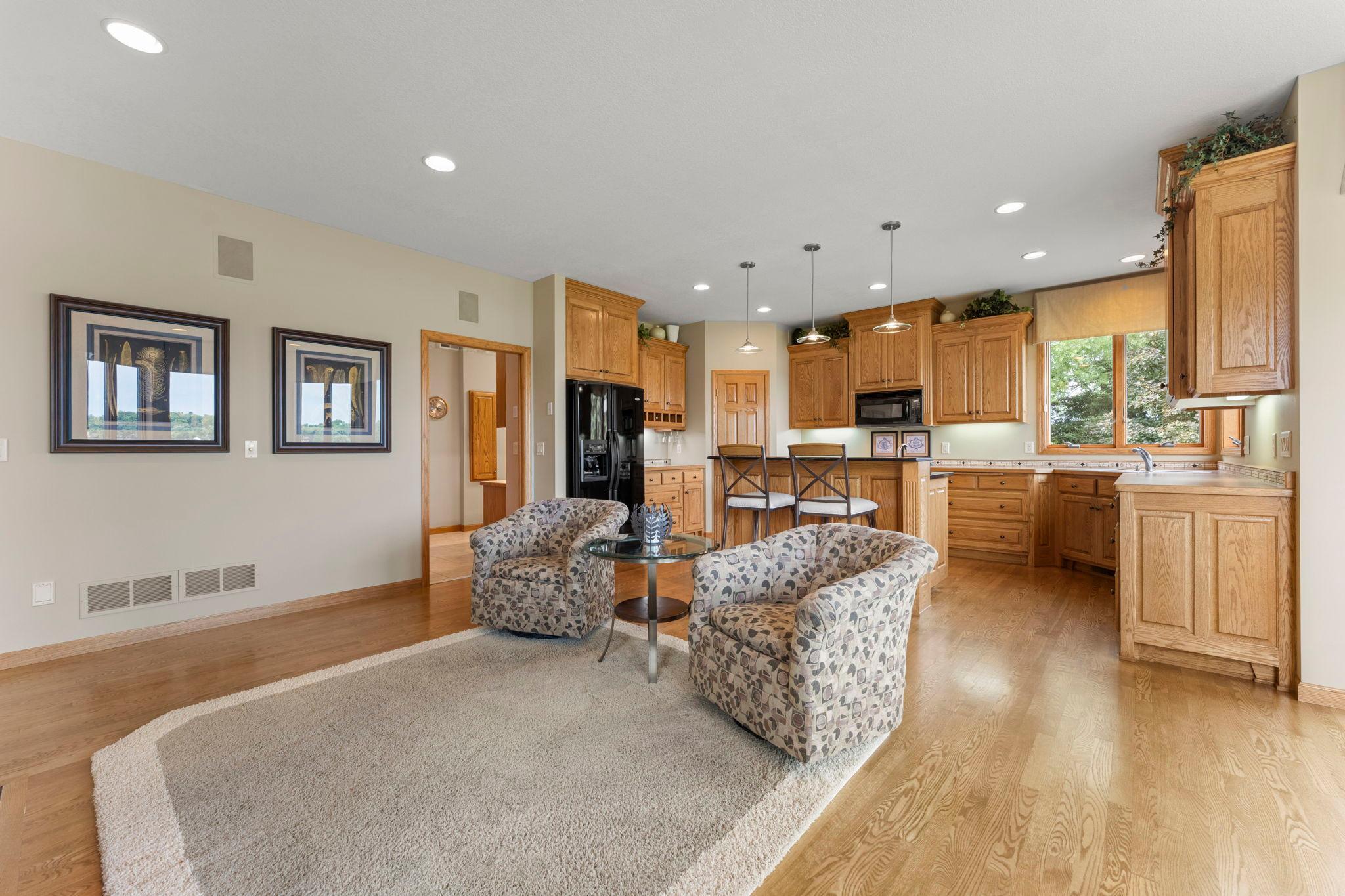 44727 Anchor Avenue Property Photo 29