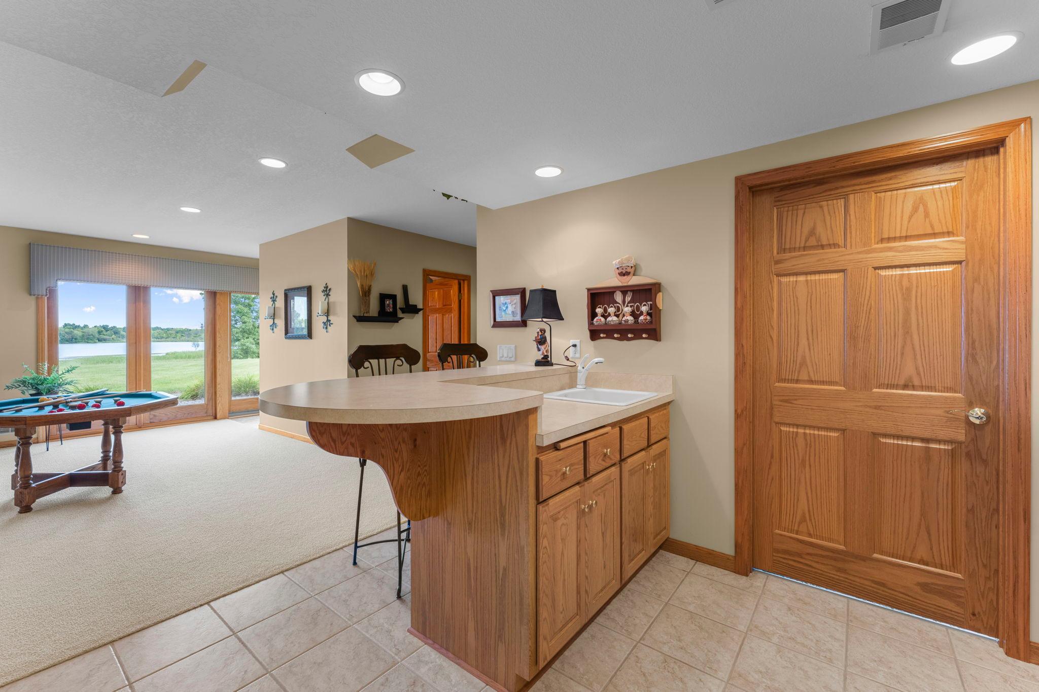 44727 Anchor Avenue Property Photo 63
