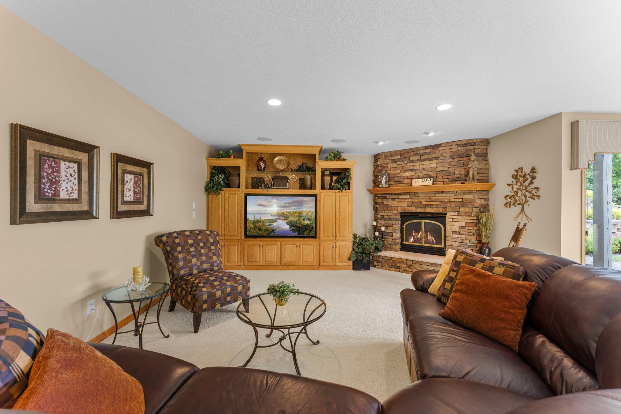 44727 Anchor Avenue Property Photo 67