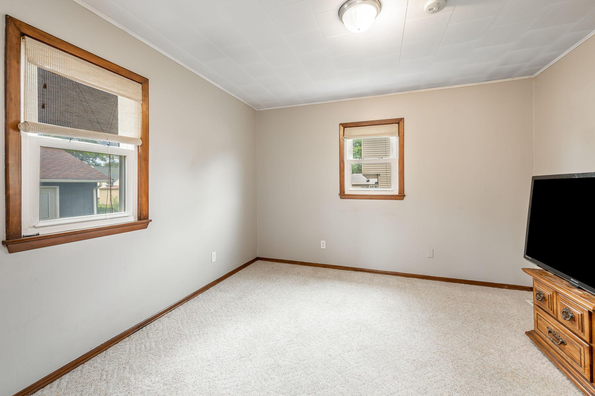 203 N Galbraith Street Property Photo 16