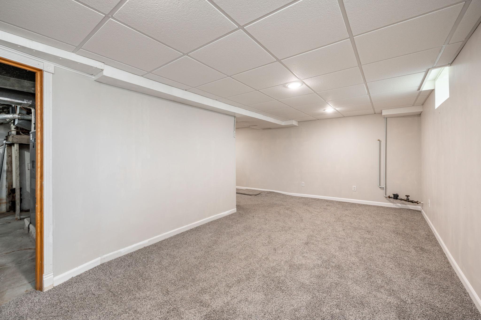 203 N Galbraith Street Property Photo 30