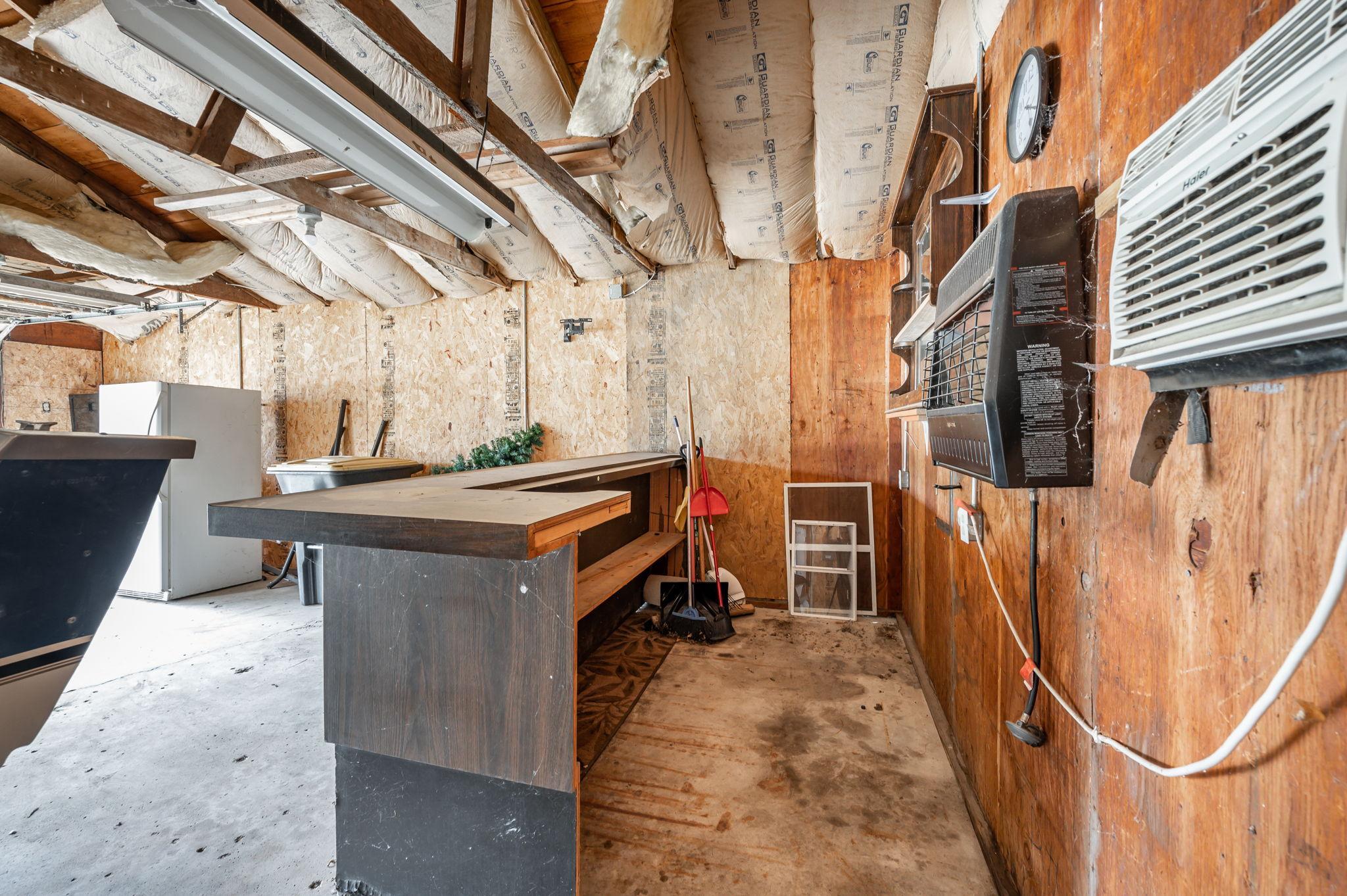 203 N Galbraith Street Property Photo 39