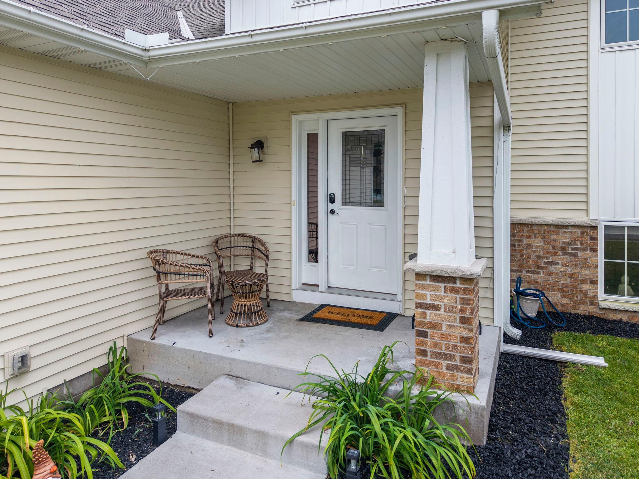 1130 Pierce Path Ne Property Photo 5