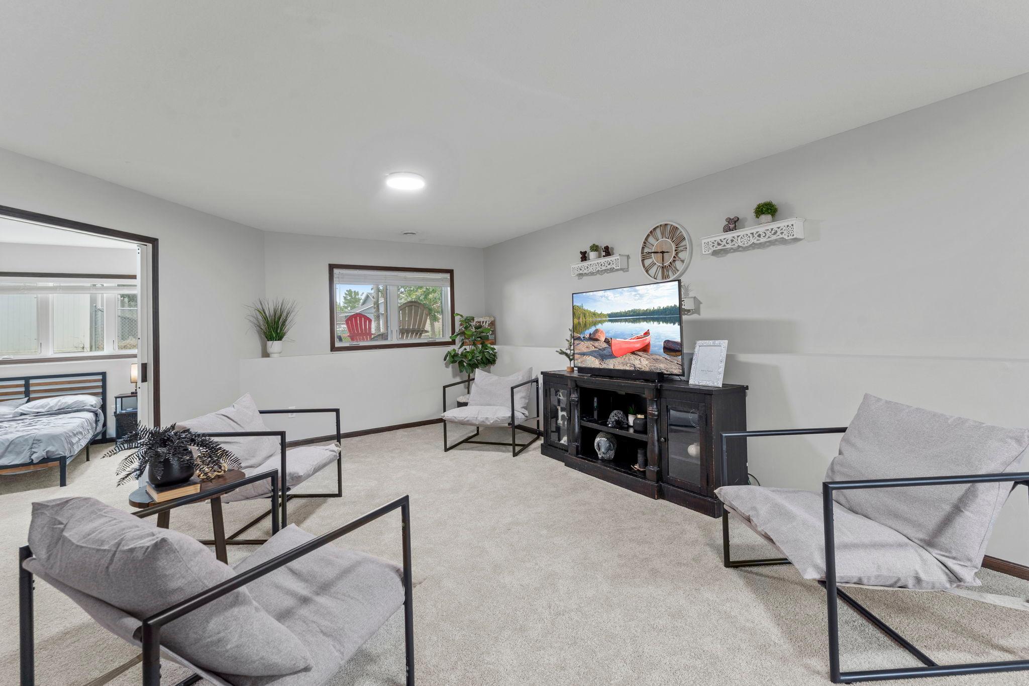 1130 Pierce Path Ne Property Photo 21