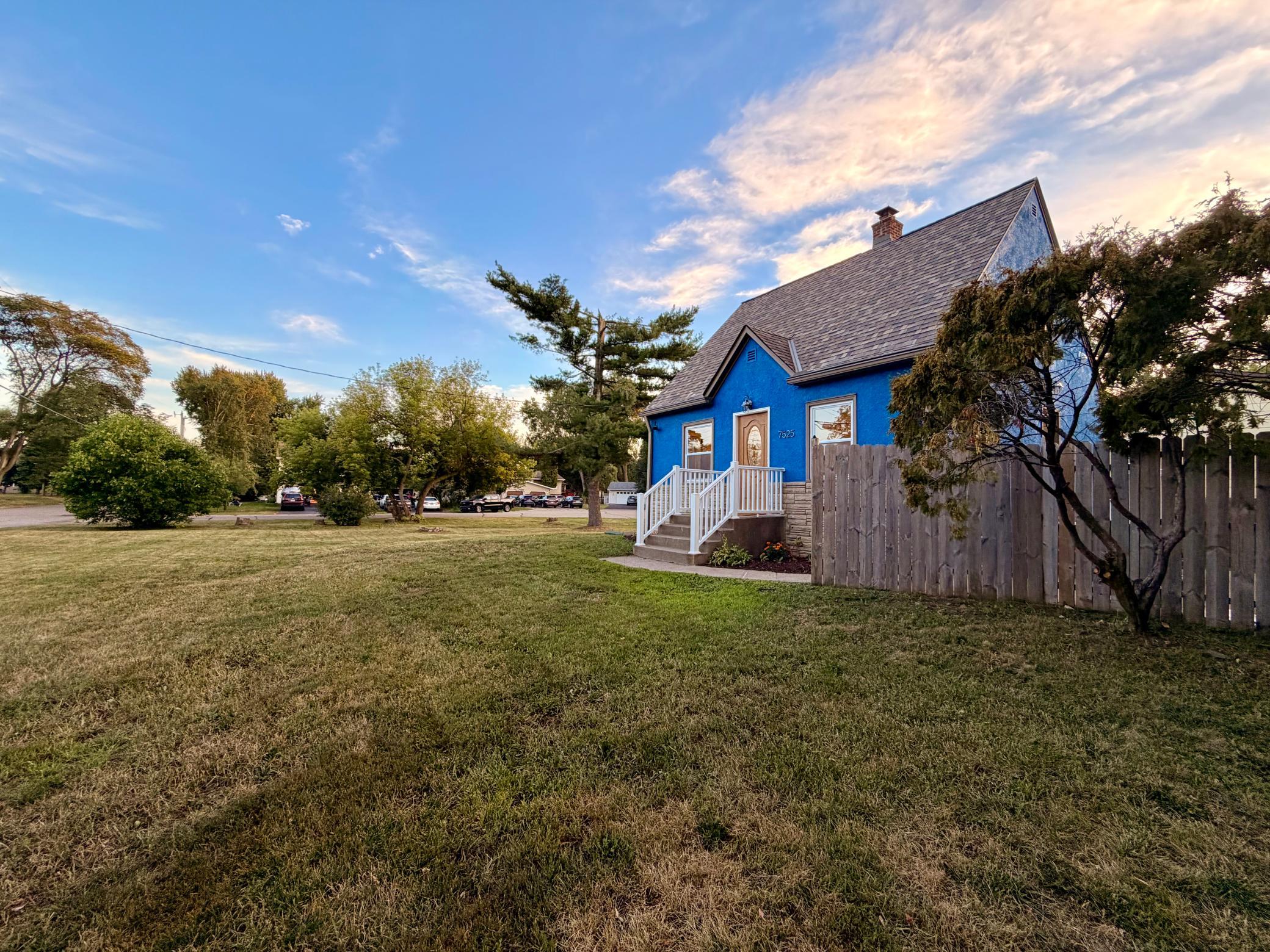 7525 Brunswick Avenue N Property Photo 1