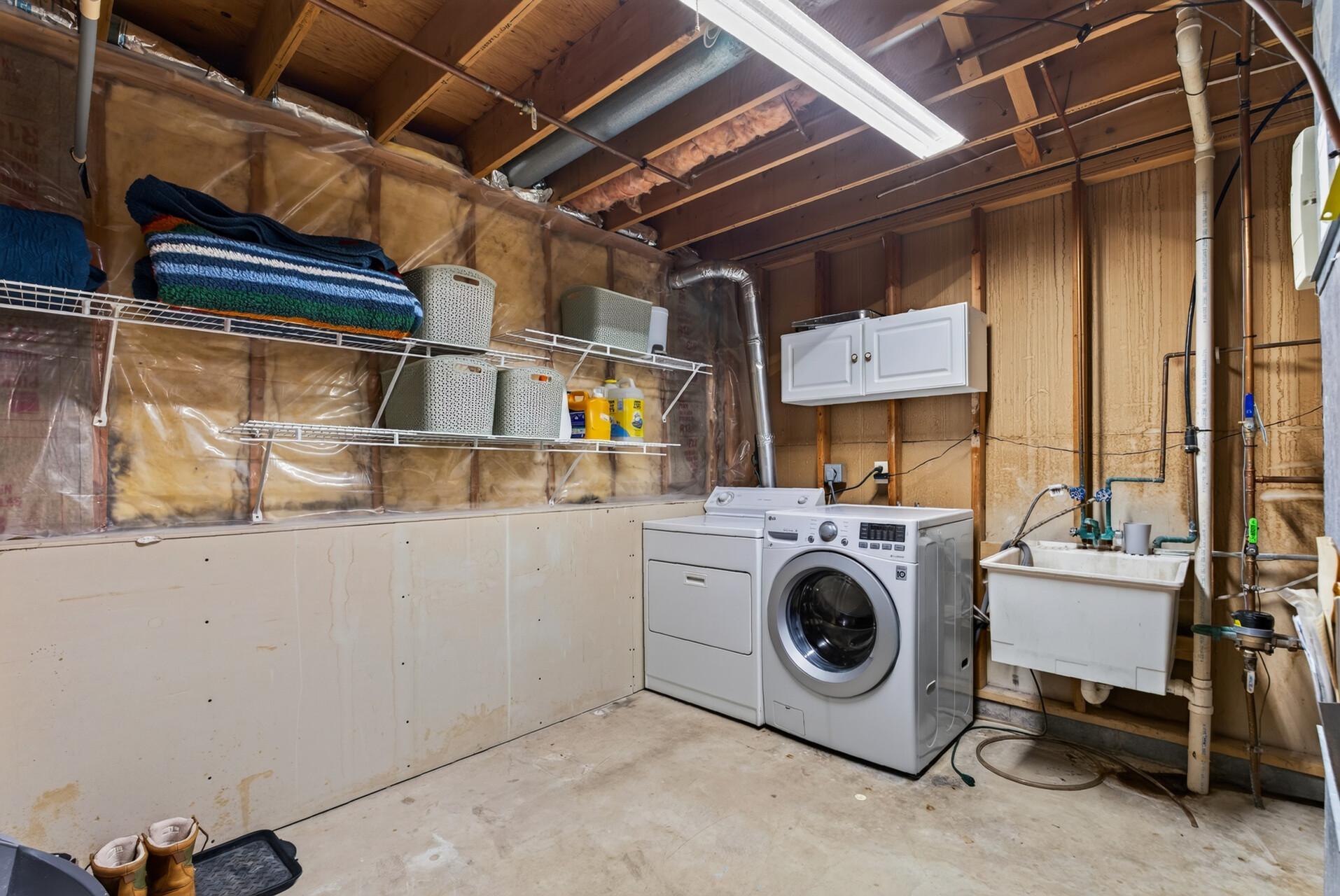 9143 Forestview Lane N Property Photo 26