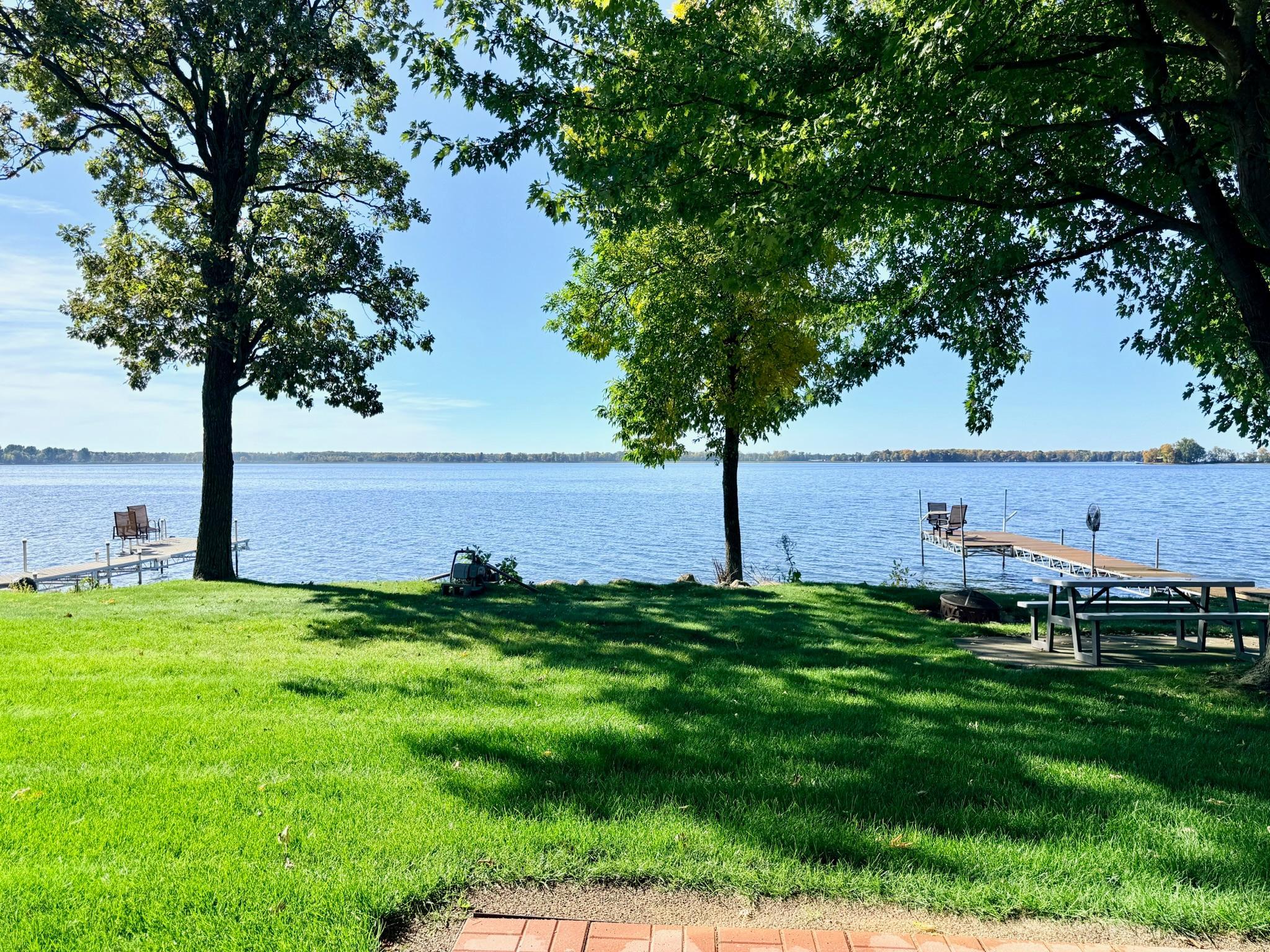 511 Meshigun Point Drive 7 Property Photo 44