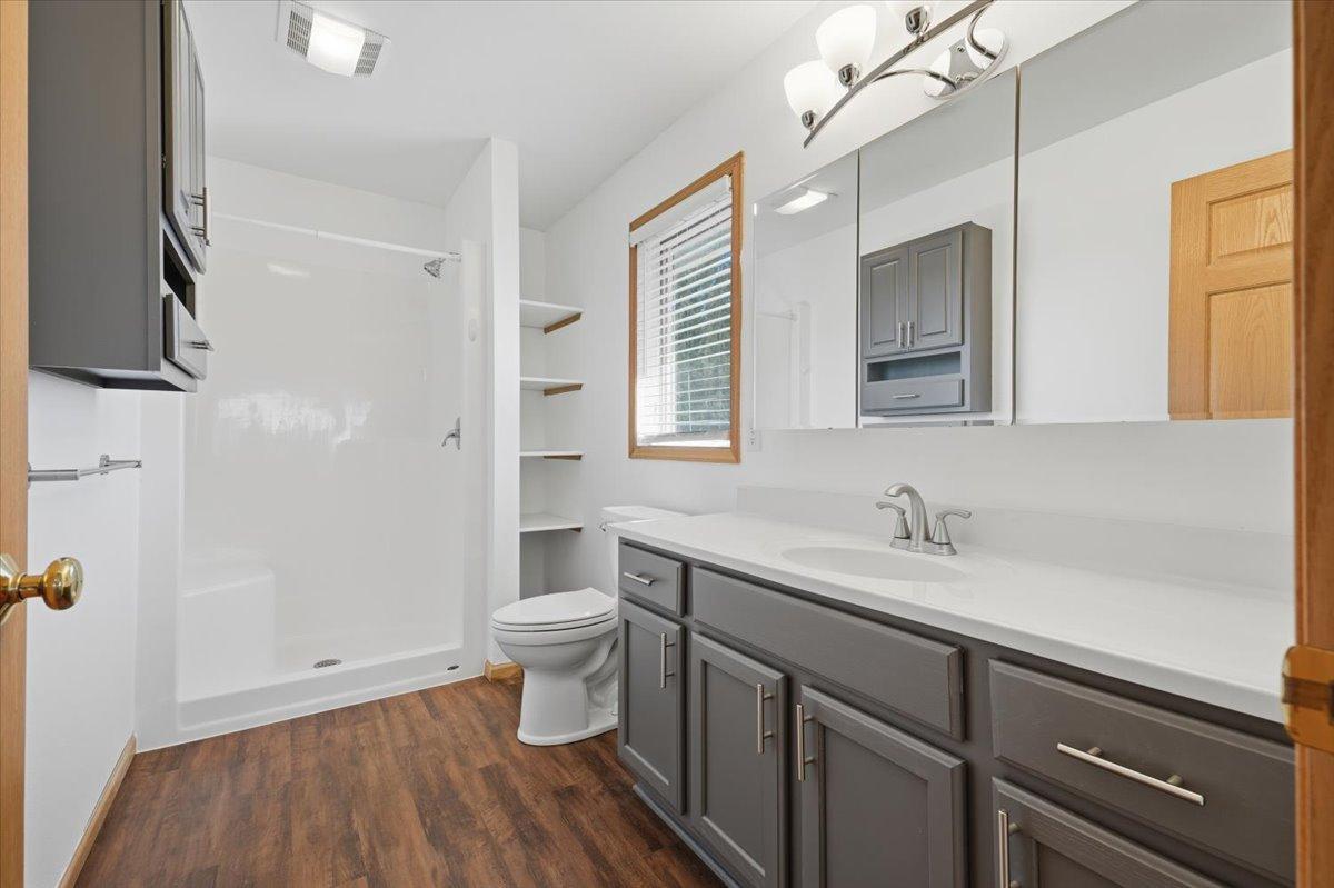 919 Waxon Lane Property Photo 33
