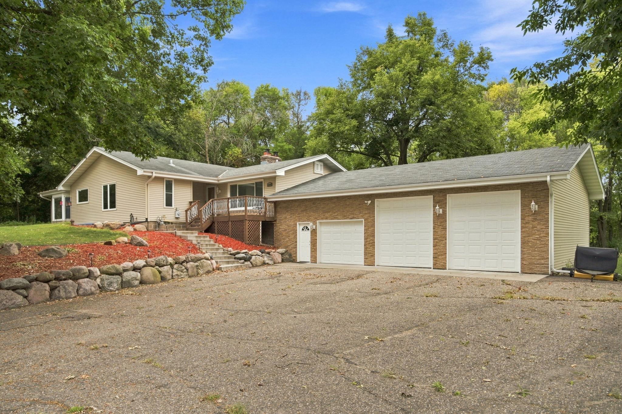 20840 Hidden Ponds Drive Property Photo 2