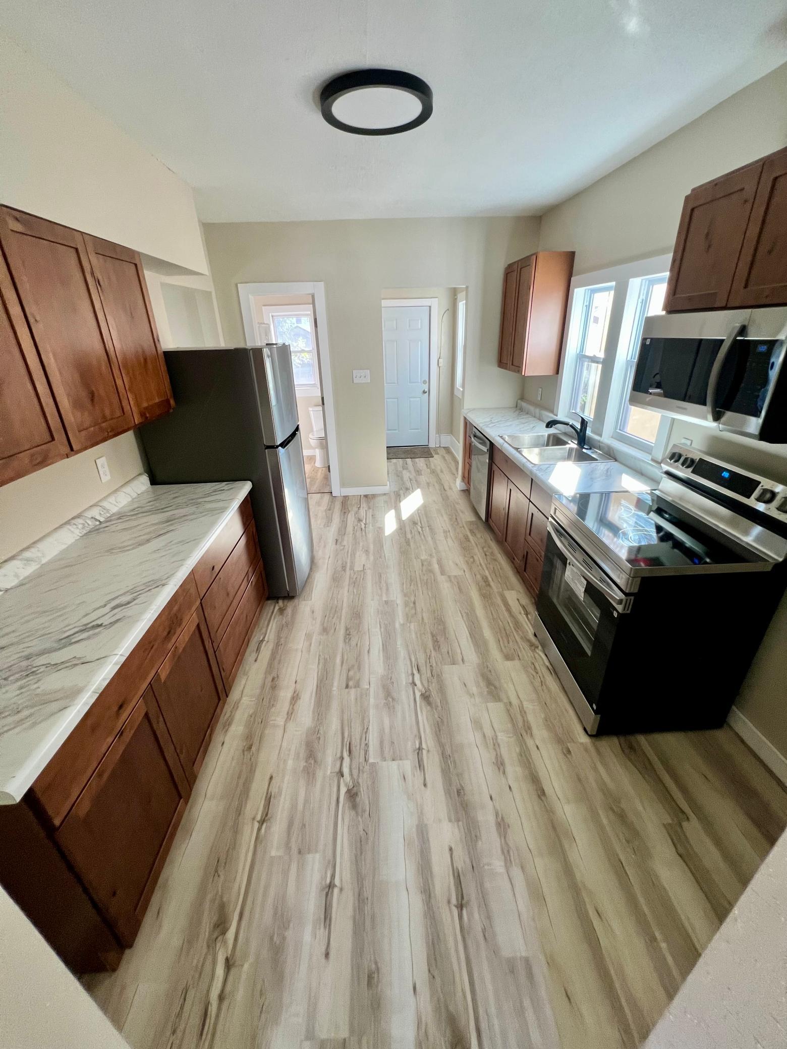 312 2nd Street Property Photo 7