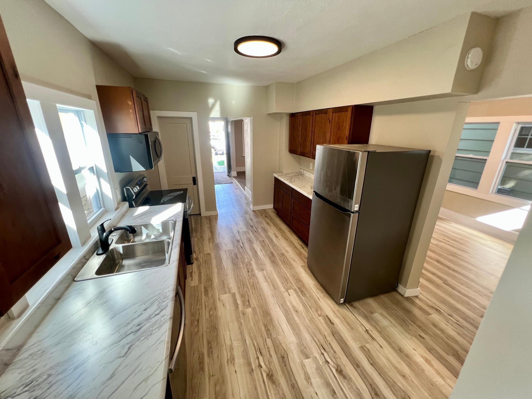 312 2nd Street Property Photo 8