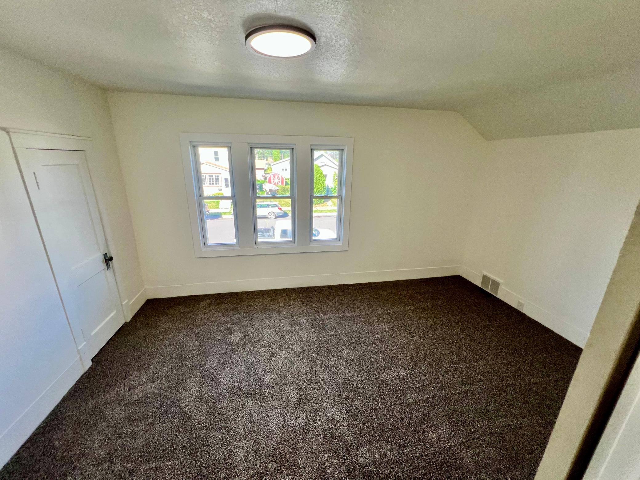 312 2nd Street Property Photo 25